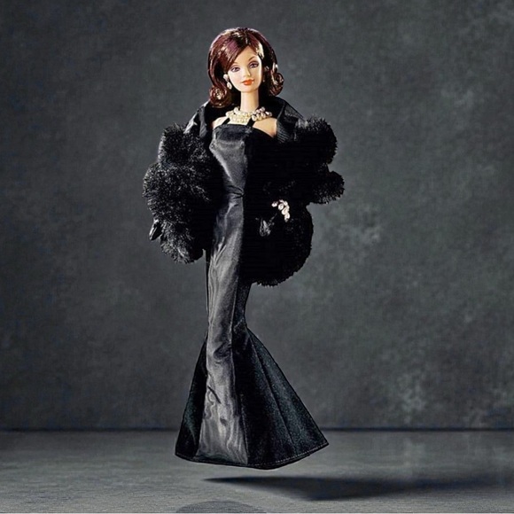 NWT’s Givenchy Limited Edition Barbie Doll 1999 Mattel - collector Barbie - Picture 3 of 11